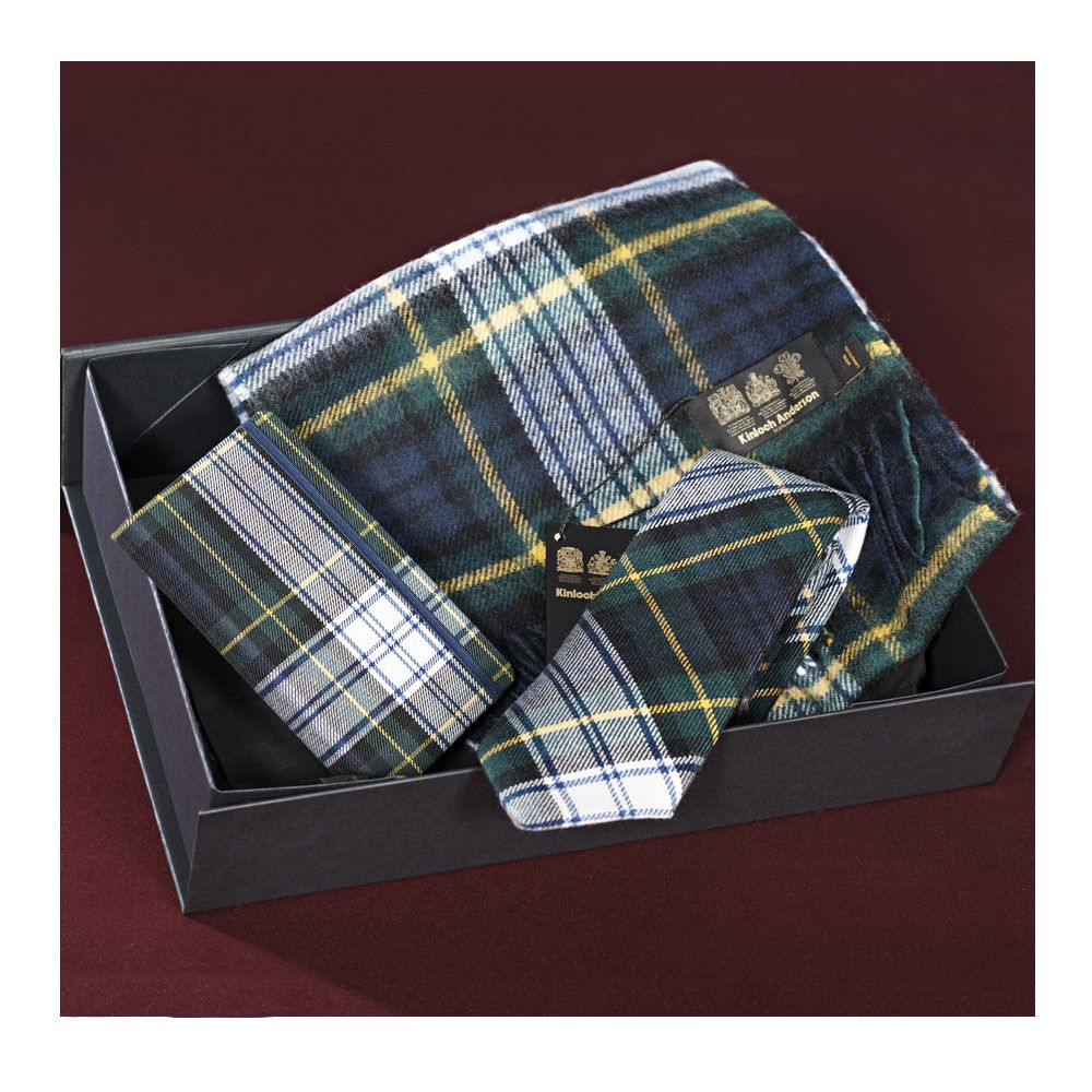 Clan Gift Box in Dress Gordon Tartan