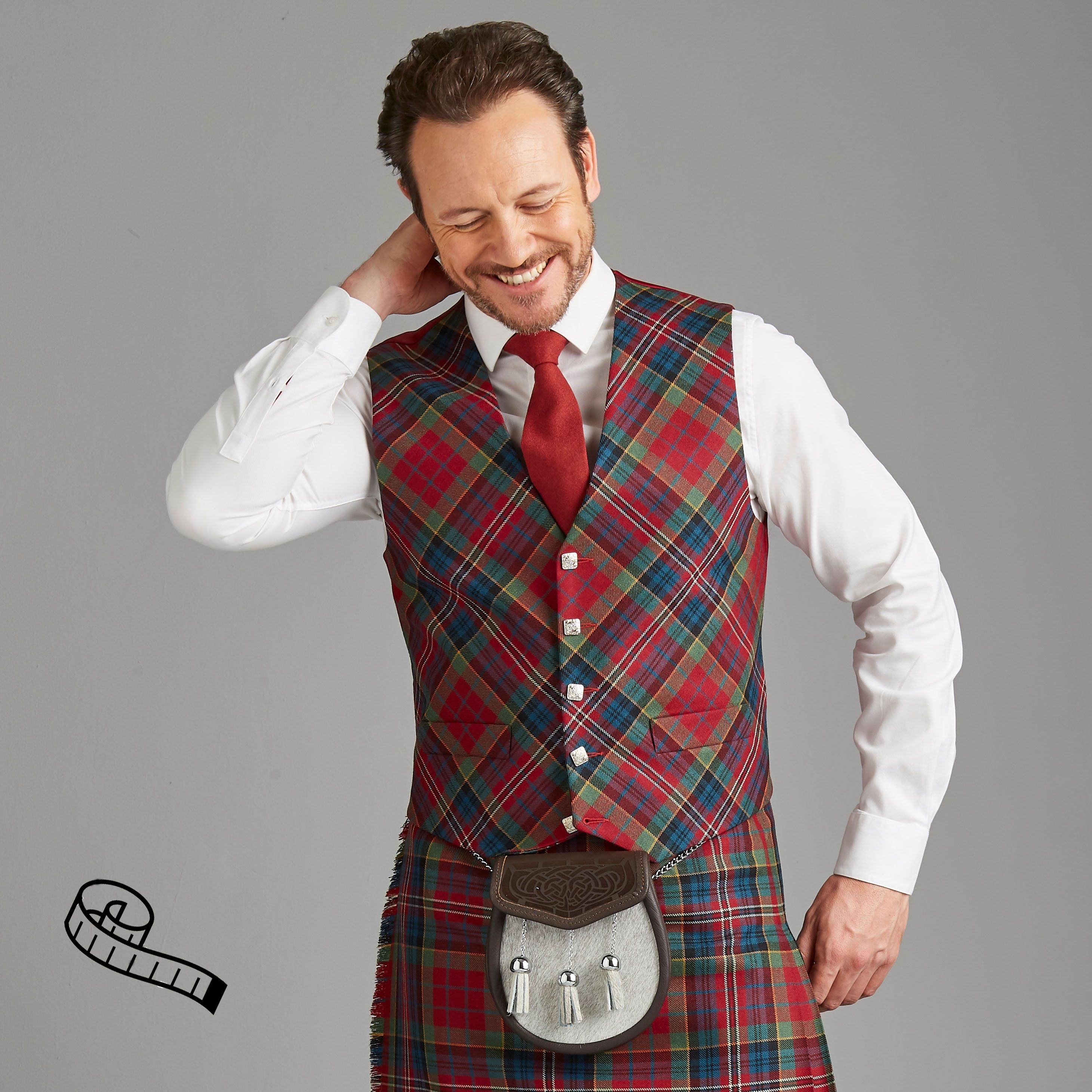 Waistcoat in Tartan, bias cut, with 5 celtic buttons Made to order