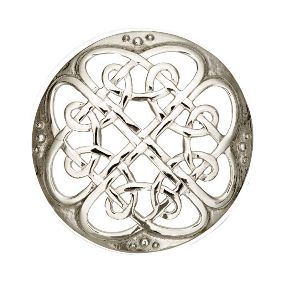 Plaid Brooch in Celtic Knot in Pewter