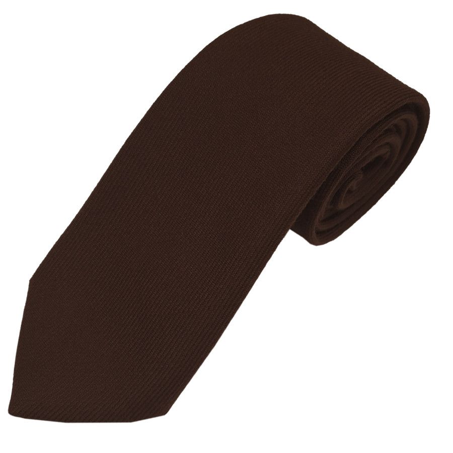 Brown plain wool tie to tone with kilt