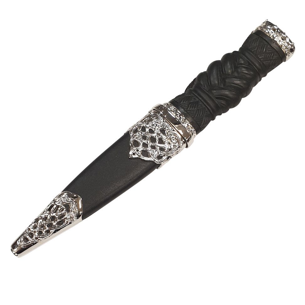 Plaited Handle and Latticed Sterling Silver Sgian Dubh with Flat Top - Reduced to Clear