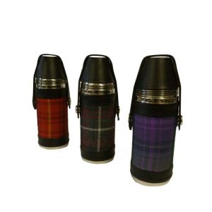 Hunting Flask with cups in Kinloch Anderson Castle Grey Tartan