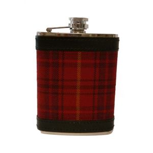Hip Flask in Kinloch Anderson Rowanberry Tartan