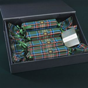 Box of Christmas Crackers in Queen Elizabeth II Jubilee Tartan