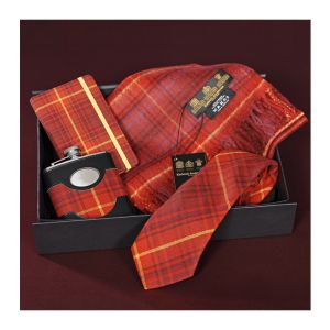 Gift Hamper in Kinloch Anderson Rowanberry Tartan
