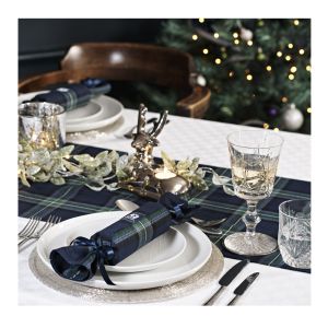 Box of 4 Reusable Christmas Crackers in The Scottish Rugby Tartan 