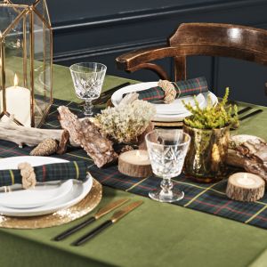 Table Runner and 8 Napkin Set - Made to Order