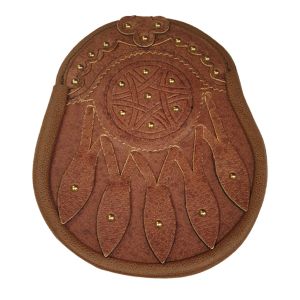 Leather Day Sporran with Studded Targe in Tan