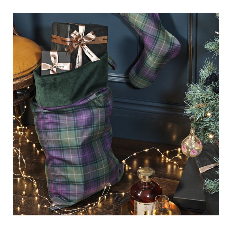 Christmas Sack in Kinloch Anderson Heather Tartan