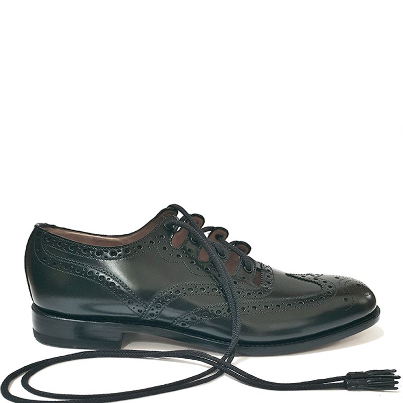 Ghillie Brogues in Black Leather