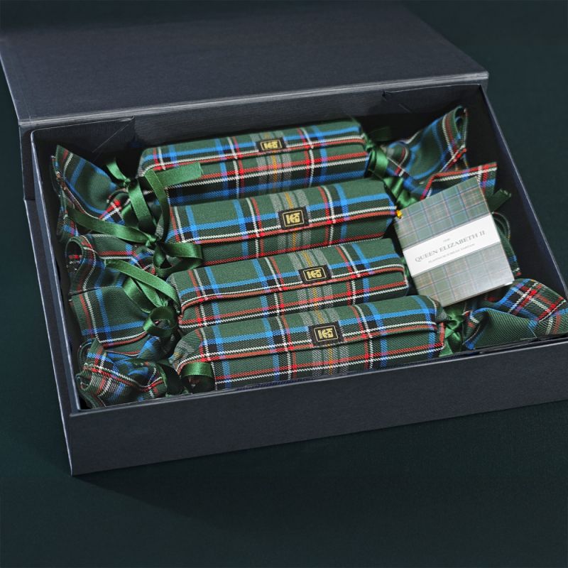 Box of Christmas Crackers in Queen Elizabeth II Jubilee Tartan