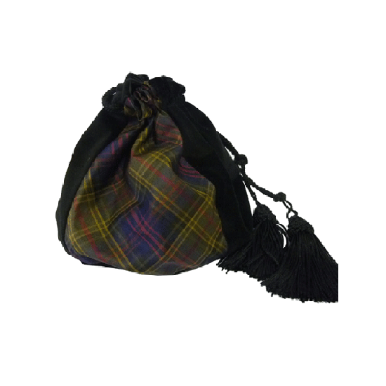 Bonhams : A Made-to-Measure Kinloch Anderson Kilt or Kilted