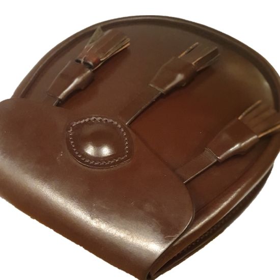 Bridle Leather Day Wear Sporran - with 3 tassels in Chestnut