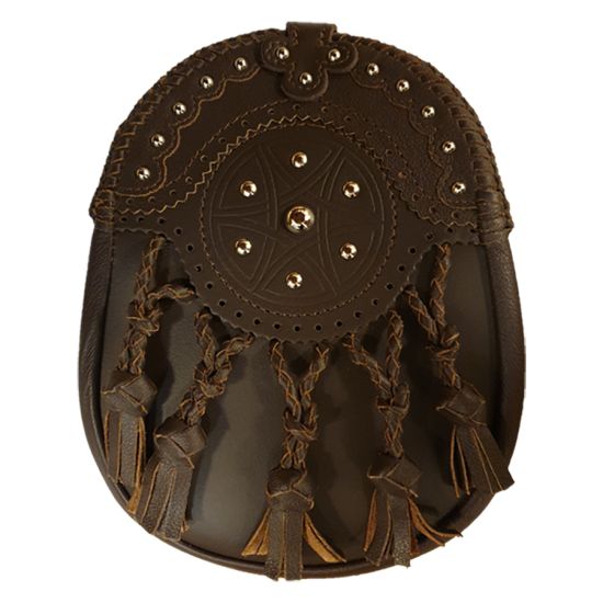 Traditional Hunting Leather Day Sporran in Brown